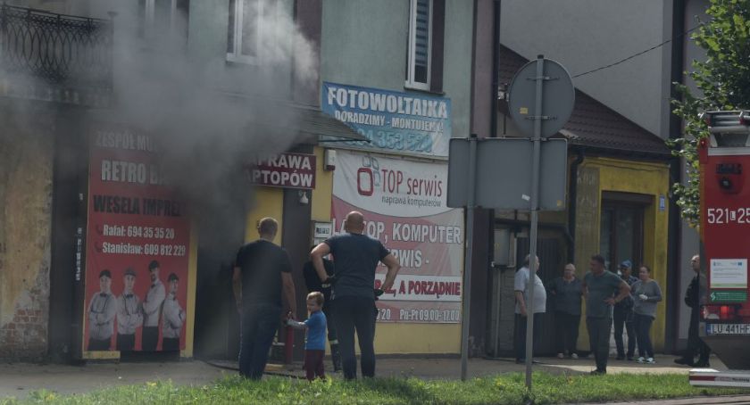 Pożar w kamienicy na Warszawskiej
