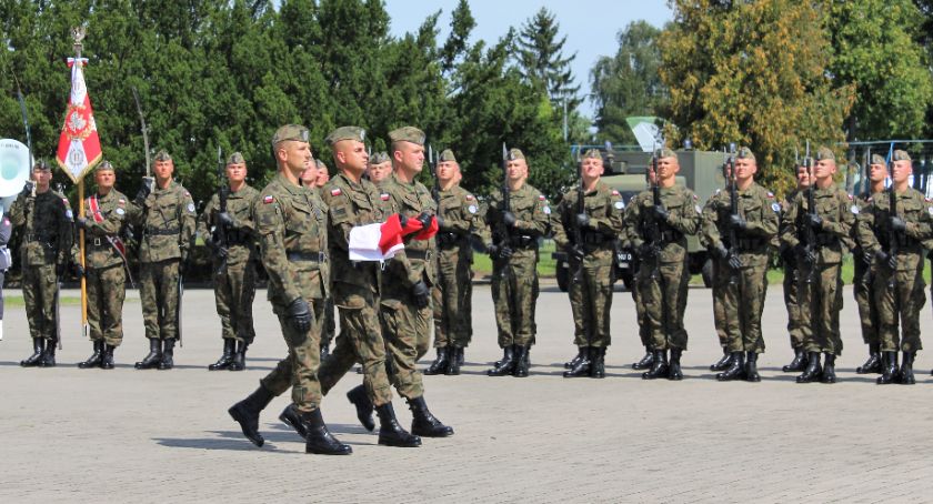 Lotnicza Akademia Wojskowa otrzyma nowy sztandar 