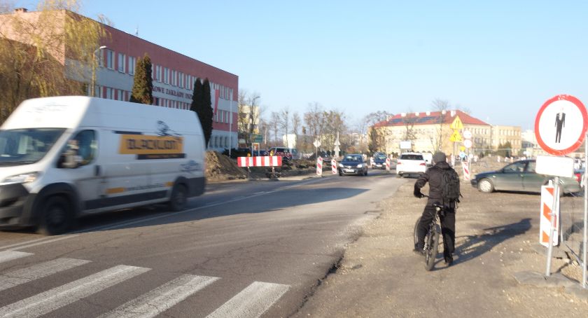 DĘBLIN: Trwa budowa obwodnicy 