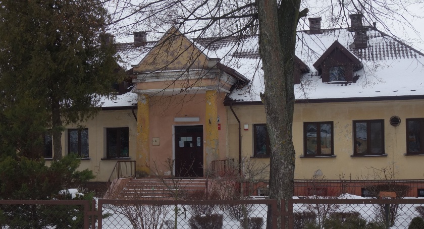 DĘBLIN: Było przedszkole, jest punkt opieki nad dziećmi