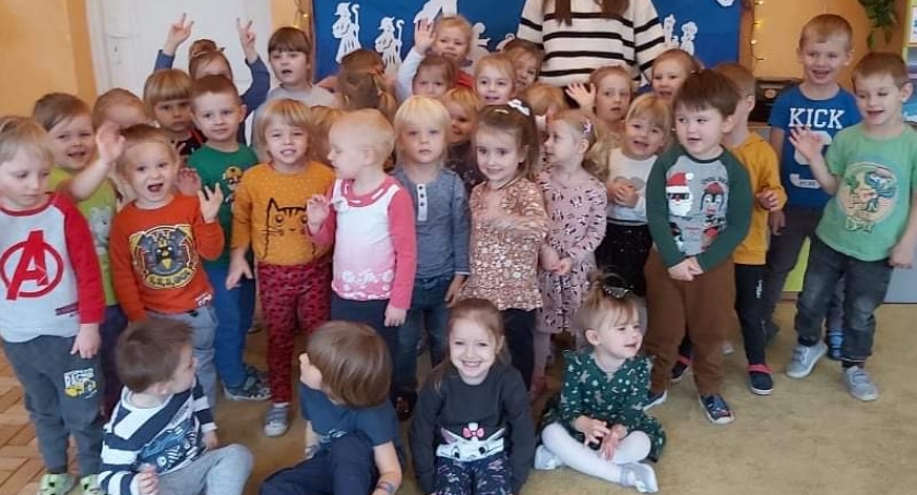 Najmłodsi wysłuchali najpiękniejszych świątecznych bajek 