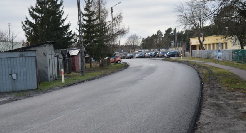 STĘŻYCA: Nowa nawierzchnia na drodze powiatowej 