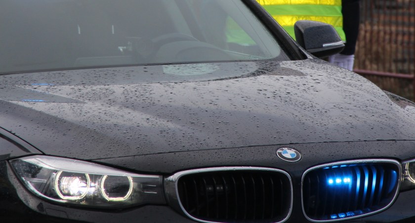 21-letni kierowca z Dęblina pędził 140 km/h w terenie zabudowanym