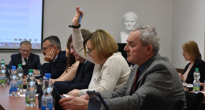 Sesja Rady Miasta w naszym obiektywie (zdjęcia)