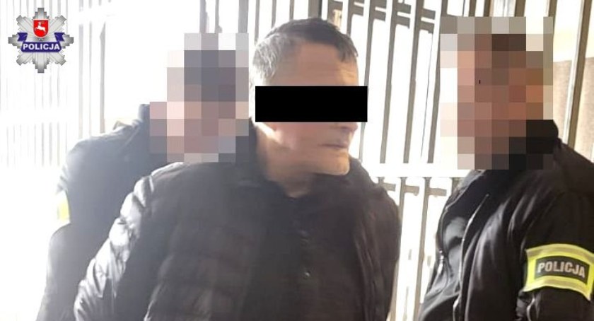 57-letni mieszkaniec Dęblina był poszukiwany dwoma listami gończymi. Ukrywał się od ponad 20 lat