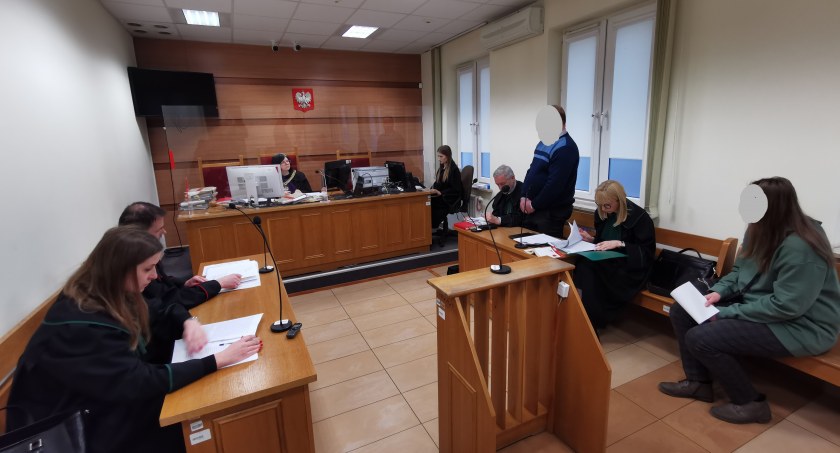 Strzelała do szczura, trafiła w dziecko. Ruszył proces małżeństwa z Brzezin