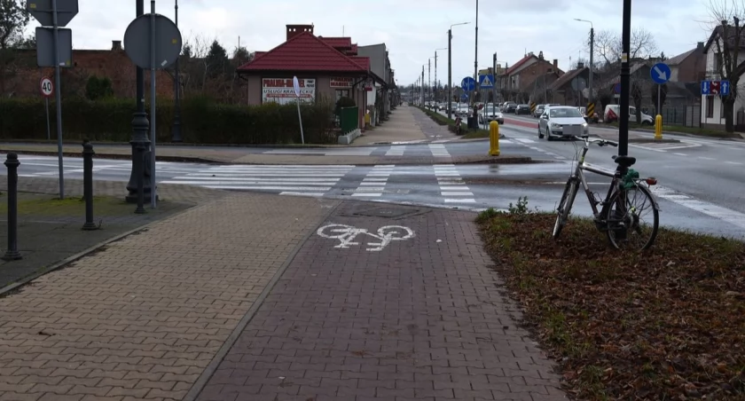 Kierująca toyotą potrąciła rowerzystę. 29-latek trafił do szpitala