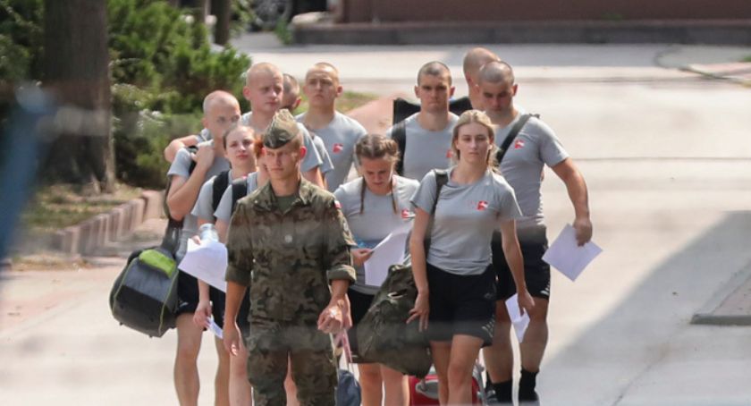 Ponad setka kandydatów rozpocznie naukę w Szkole Orląt