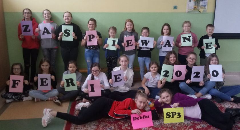 Młodzi i rozśpiewani pod okiem fachowców
