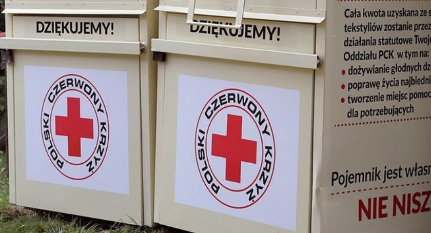 PCK wstrzymuje odbiór ubrań z pojemników