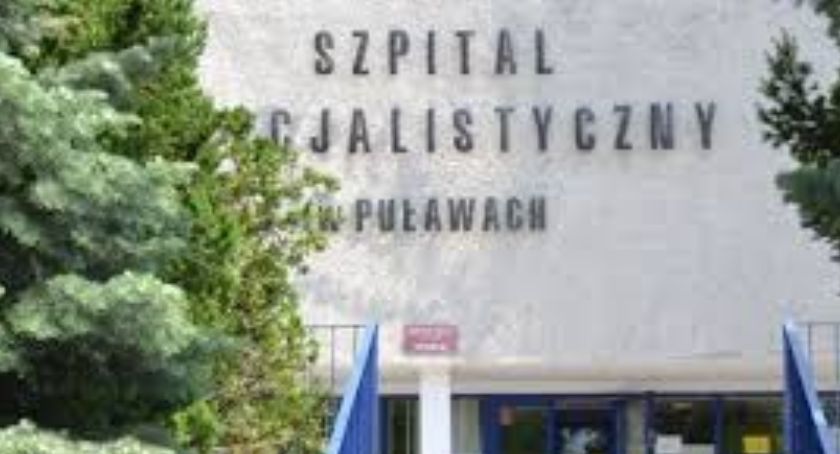 Dwie karetki dla szpitala zakaźnego