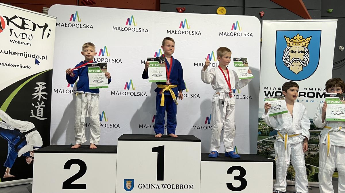 Rodzeństwo Guja na podium