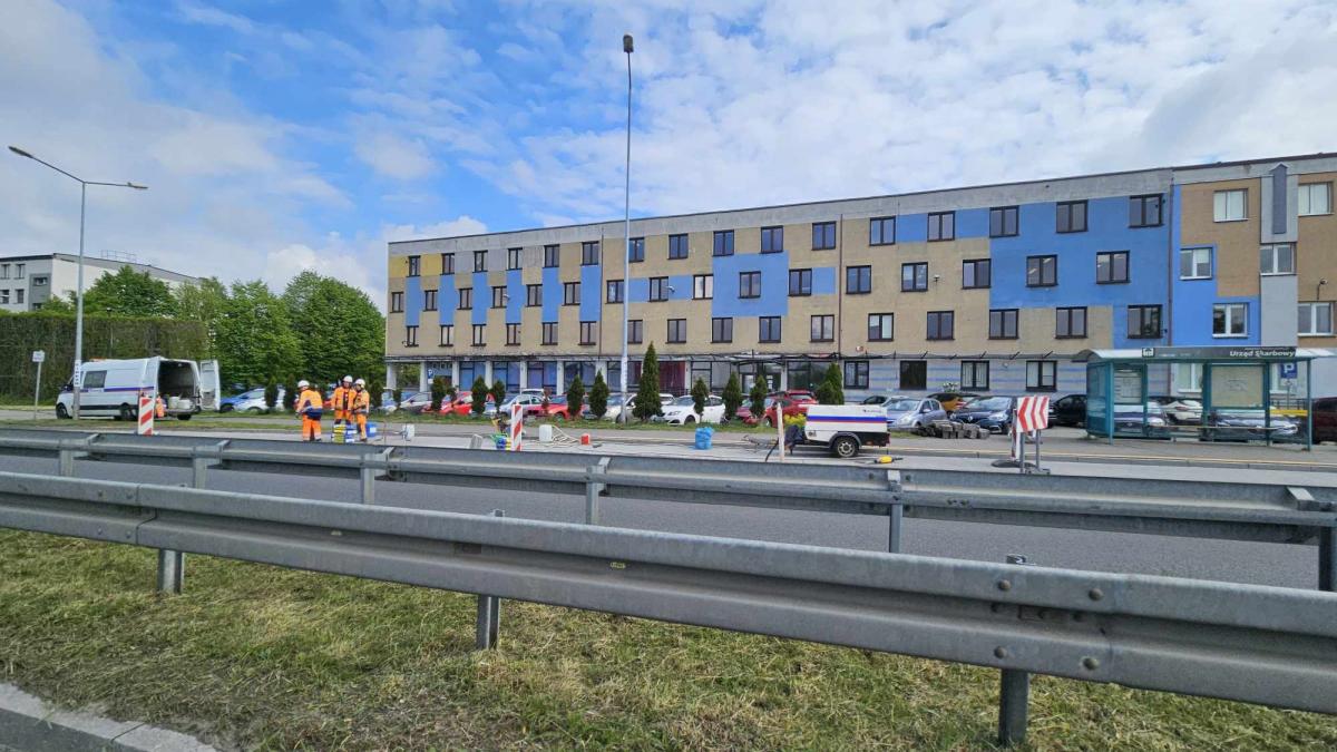 Zatoczki autobusowe od nowa przy Urzędzie Skarbowym