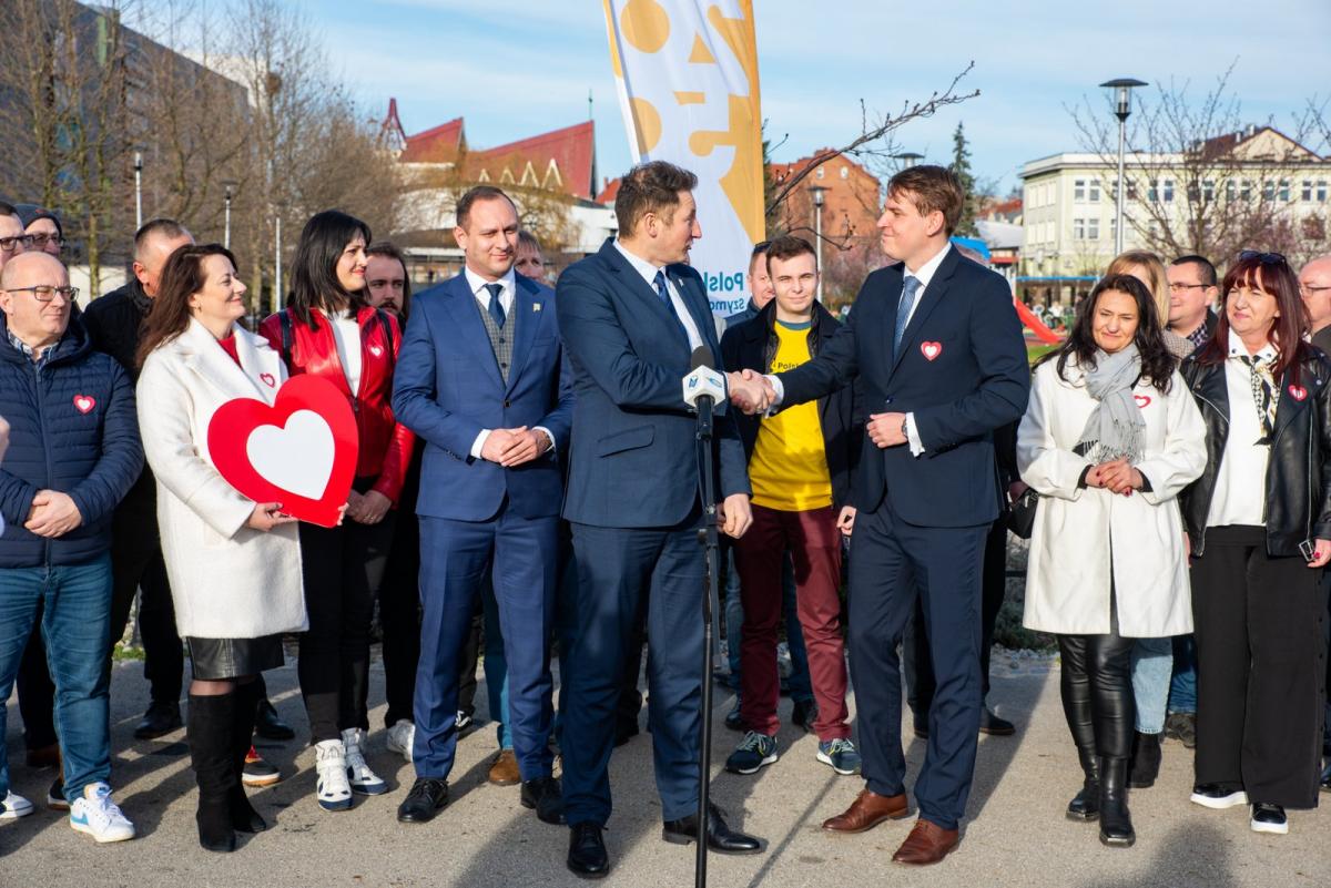 Trzecia Droga Szymona Hołowni w Jaworznie popiera Michała Kirkera