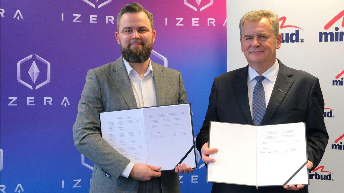 Wybrano generalnego wykonawcę fabryki Izera. Podano datę zakończenia budowy