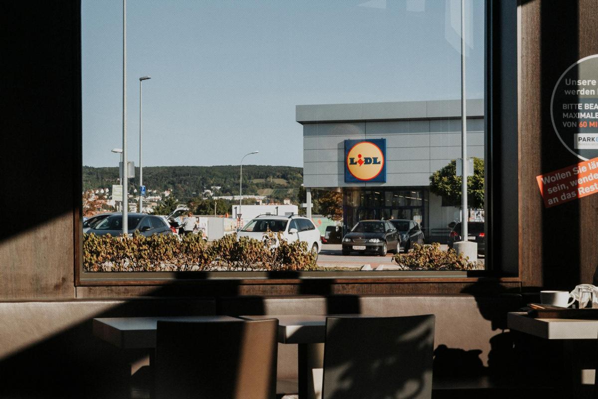 Lidl czy Biedronka gdzie robić zakupy w Jaworznie?
