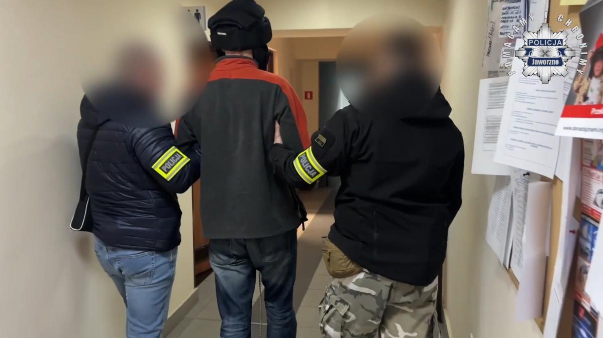 Atak paralizatorem w sądzie