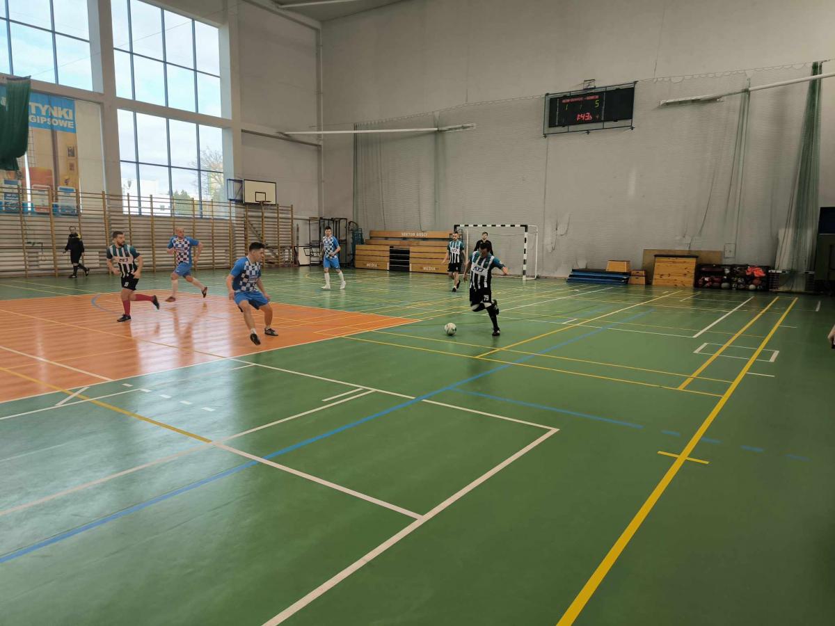 6. i 7. kolejka Jaworznickiej Amatorskiej Ligi Futsalu Salos 2024