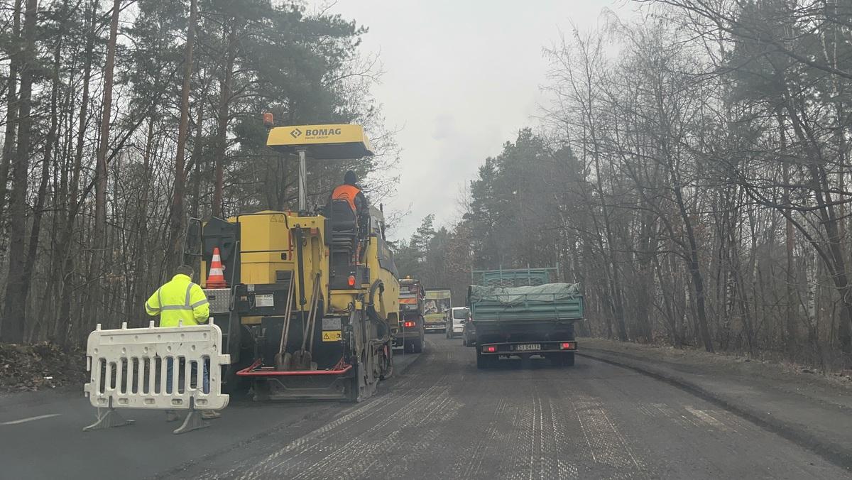 Długo wyczekiwane asfaltowanie ulicy Lonty