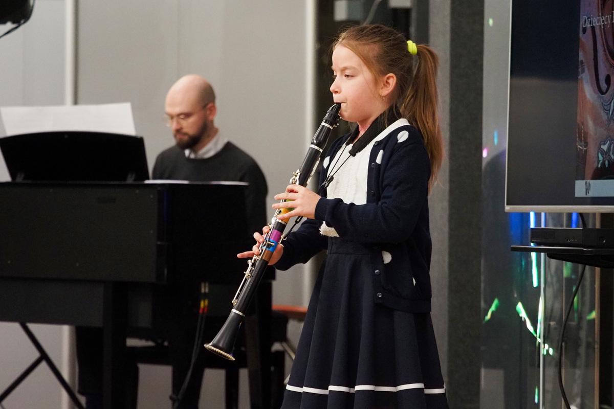 Dziecięcy Koncert Noworoczny jaworznickiej szkoły muzycznej