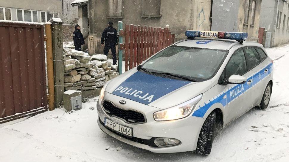 Głowa sarny w koszu. Makabryczne odkrycie w Jaworznie na Pieczyskach