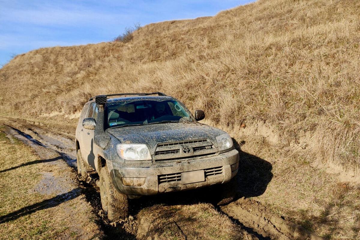 Wypożycz auto terenowe 4x4 - odkrywaj niedostępne dla innych miejsca