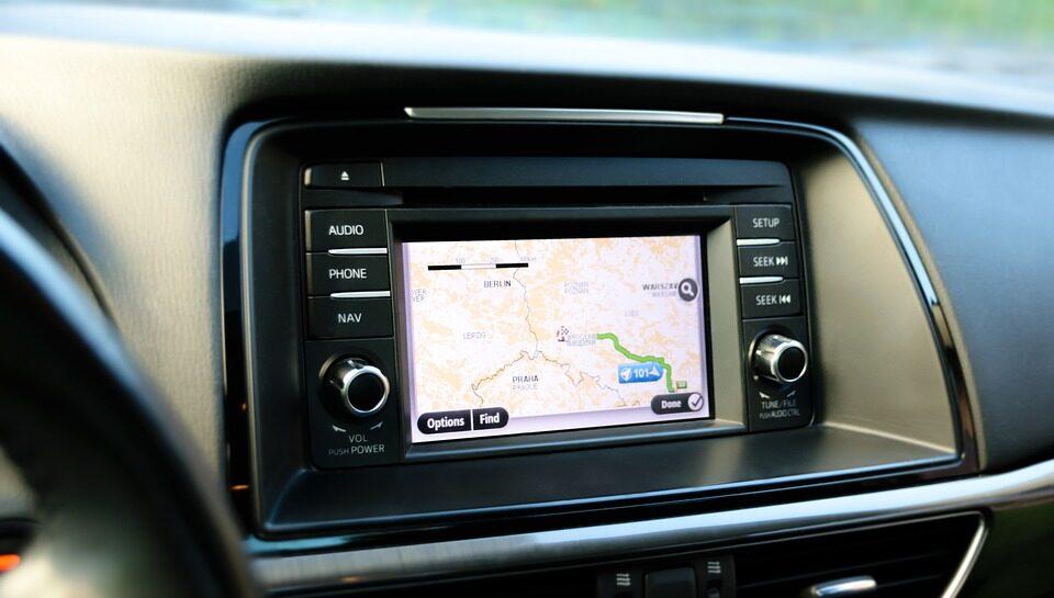 Mazda Navigation SD Card: Wszystko, co musisz wiedzieć