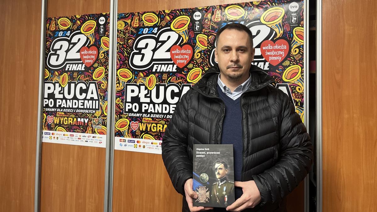 Wyjątkowa książka o ofiarach zbrodni katyńskiej przekazana na licytację WOŚP