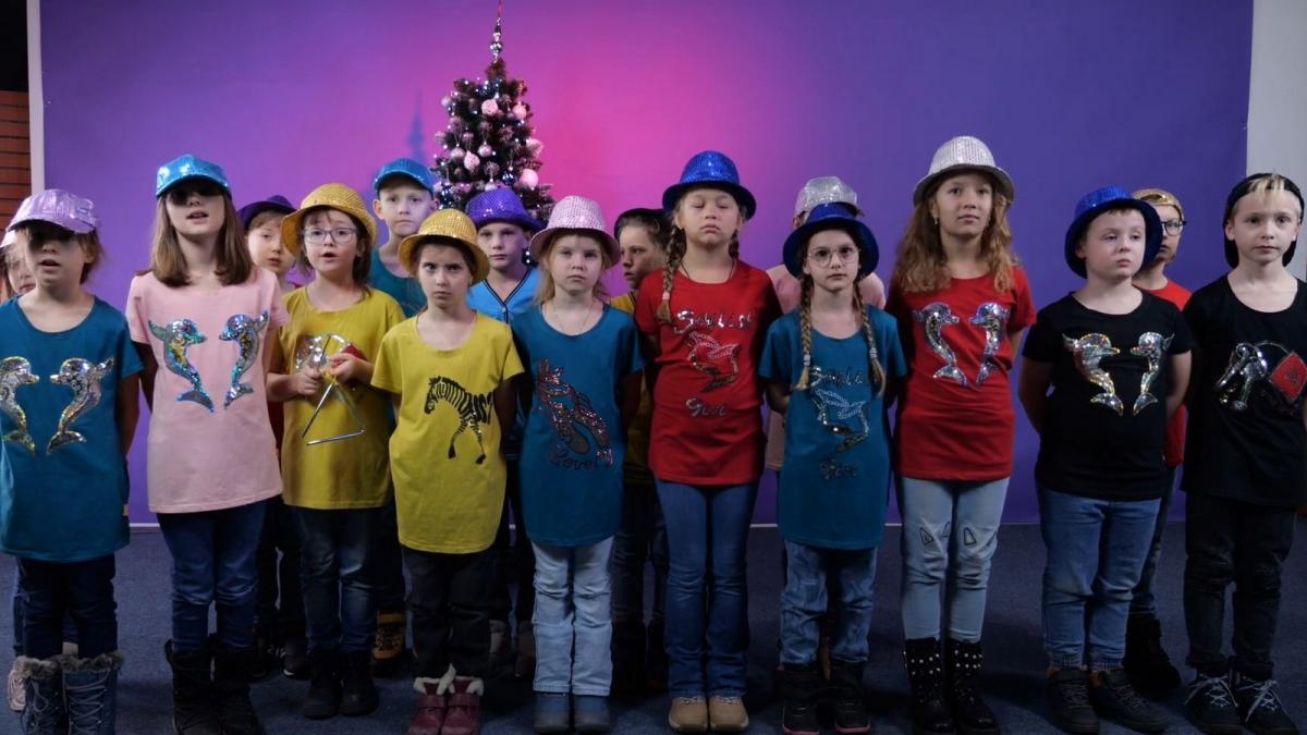 Od Szkoły Podstawowej nr 15 pastorałka i życzenia świąteczne