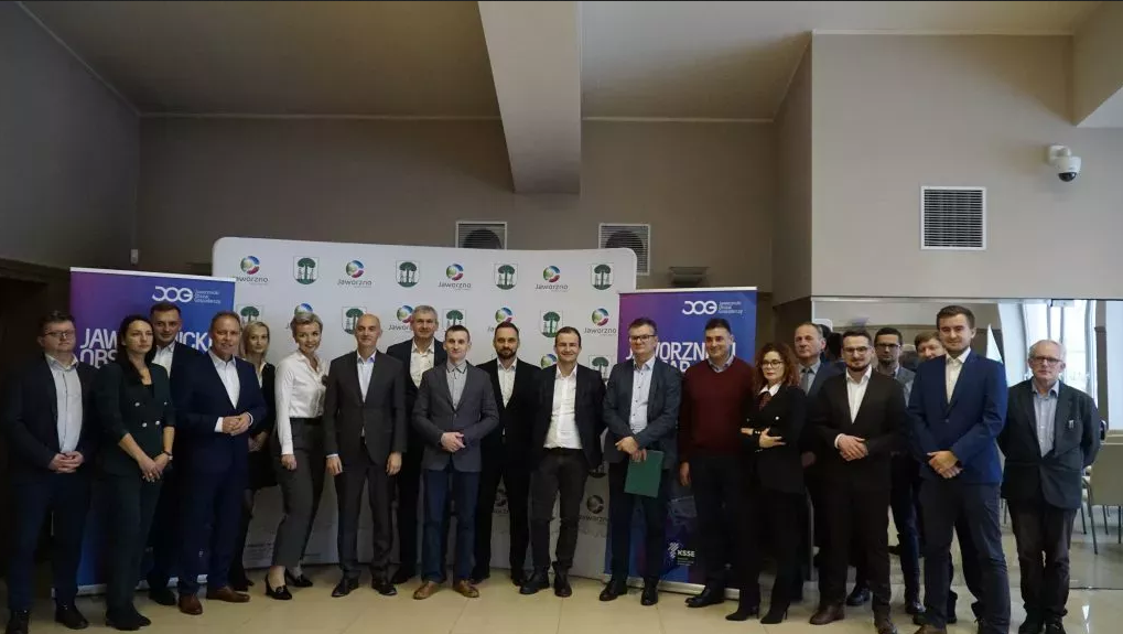 Umowy na budowę sieci wodno-kanalizacyjnej w Jaworznickim Obszarze Gospodarczym podpisane