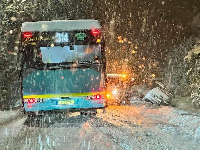 Zdarzenie drogowe przy ul. Ciężkowickiej