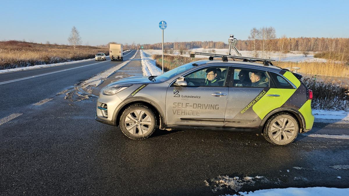 Na ulicach Jaworzna testowali autonomiczny samochód