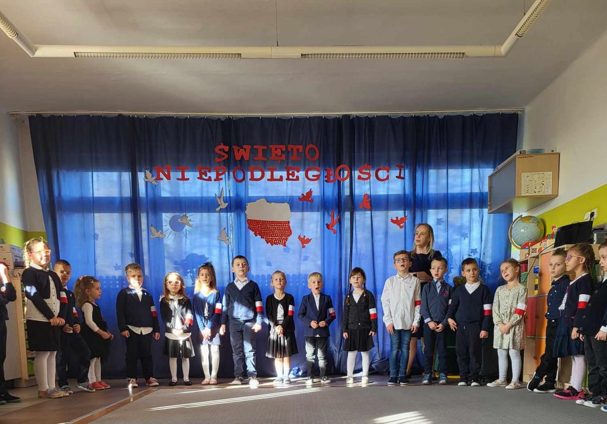 Obchody Święta Odzyskania Niepodległości w przedszkolu nr 9
