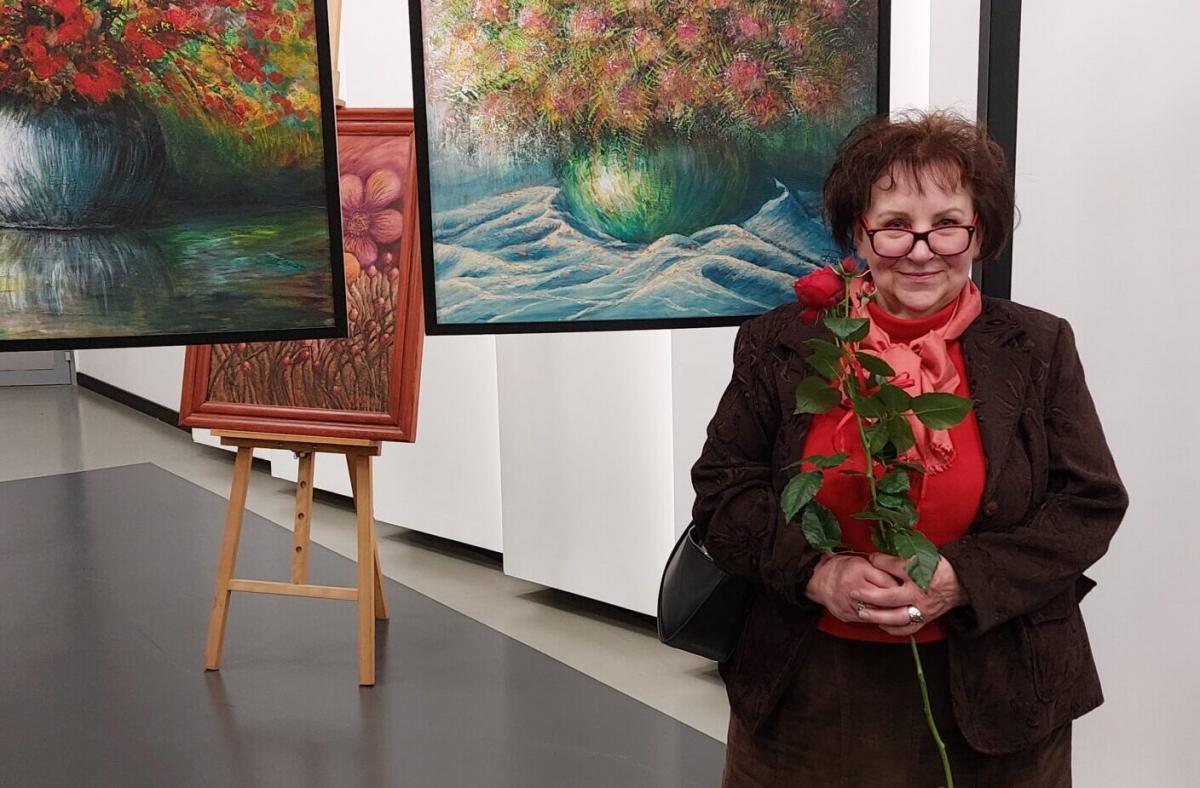Dorota Pamuła:”... Na portrety jeszcze nie przyszła pora...”