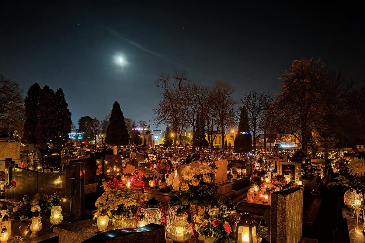 Przygotowania do Wszystkich Świętych