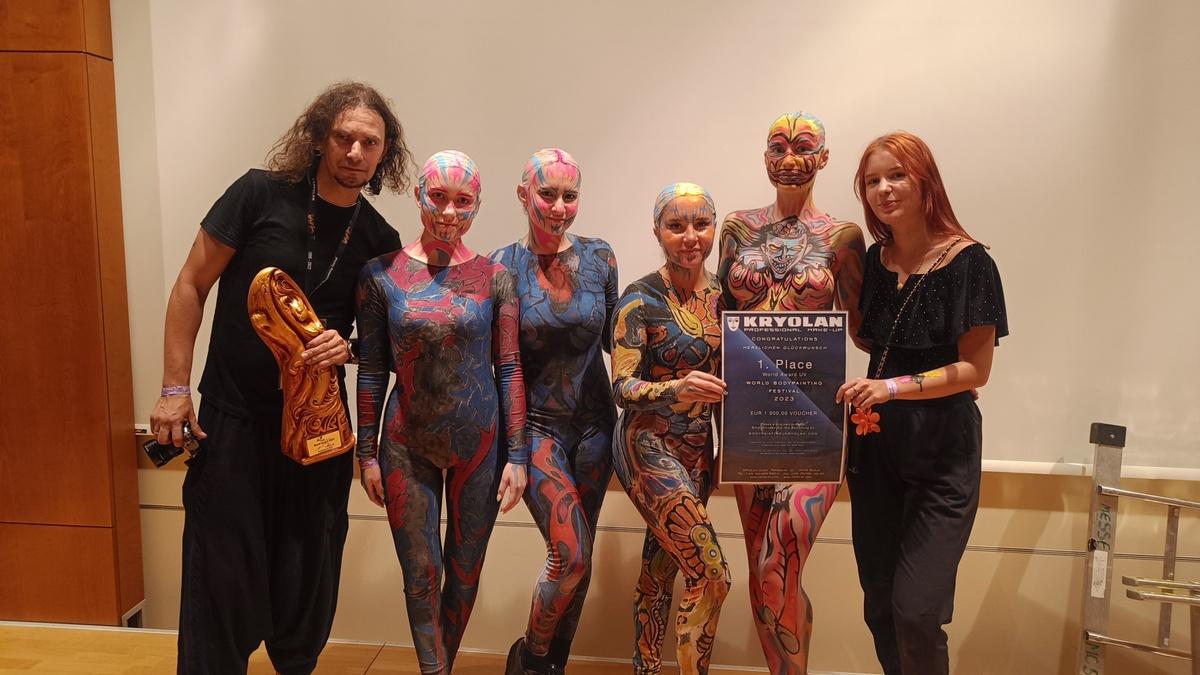 Marian Folga i Wiktoria Wędzicha Mistrzami Świata w Bodypaintingu w kategorii UV Show