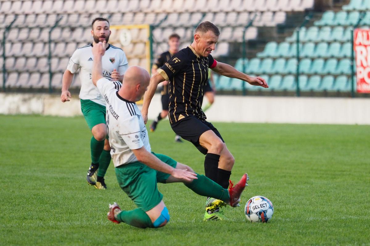 Victoria bez punktu z Górnikiem Brzeszcze