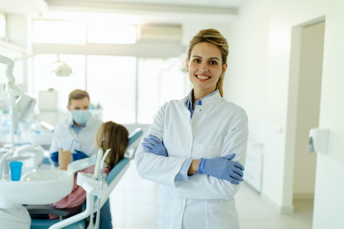 Twój Stomatolog we Wrocławiu - Wybierz najlepszego dentystę - Klinika stomatologiczna MMdento