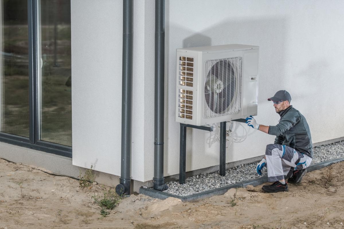 Koszty instalacji pompy ciepła dla domów 100m2, 150m2 i 200m2
