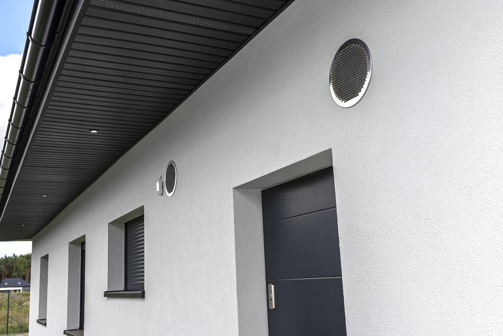 Klimatyzacja i wentylacja – sprzymierzeńcy podczas upalnych dni