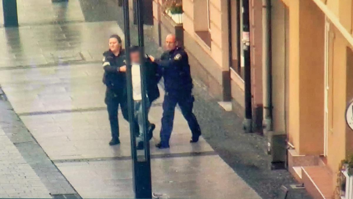 Zakłócał porządek na rynku w Jaworznie. Został obezwładniony przez strażników miejskich
