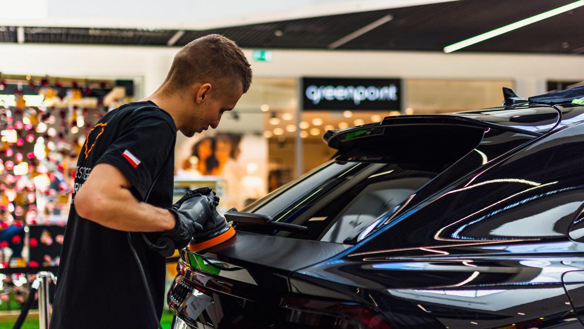 Prestige Garage rekrutuje i szuka pasjonatów motoryzacji