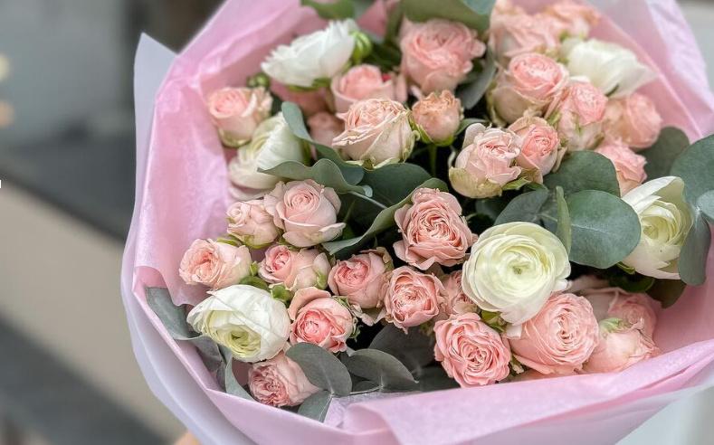 12 kwiatów, 12 pomysłów na miłość: Jak wybrać spektakularny bukiet