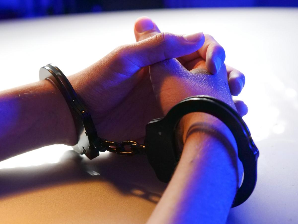 Kasjerka z ponad 3 tys. zarzutów za oszustwa i podrabianie podpisów