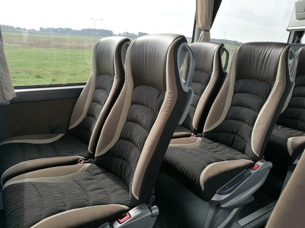 Jaworznicki punkt kontroli autobusów w wakacje
