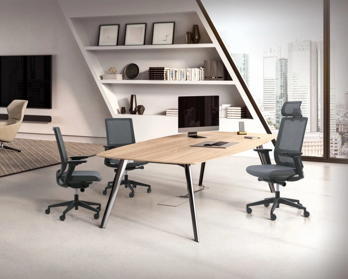 Ergonomiczne krzesła biurowe i biurka