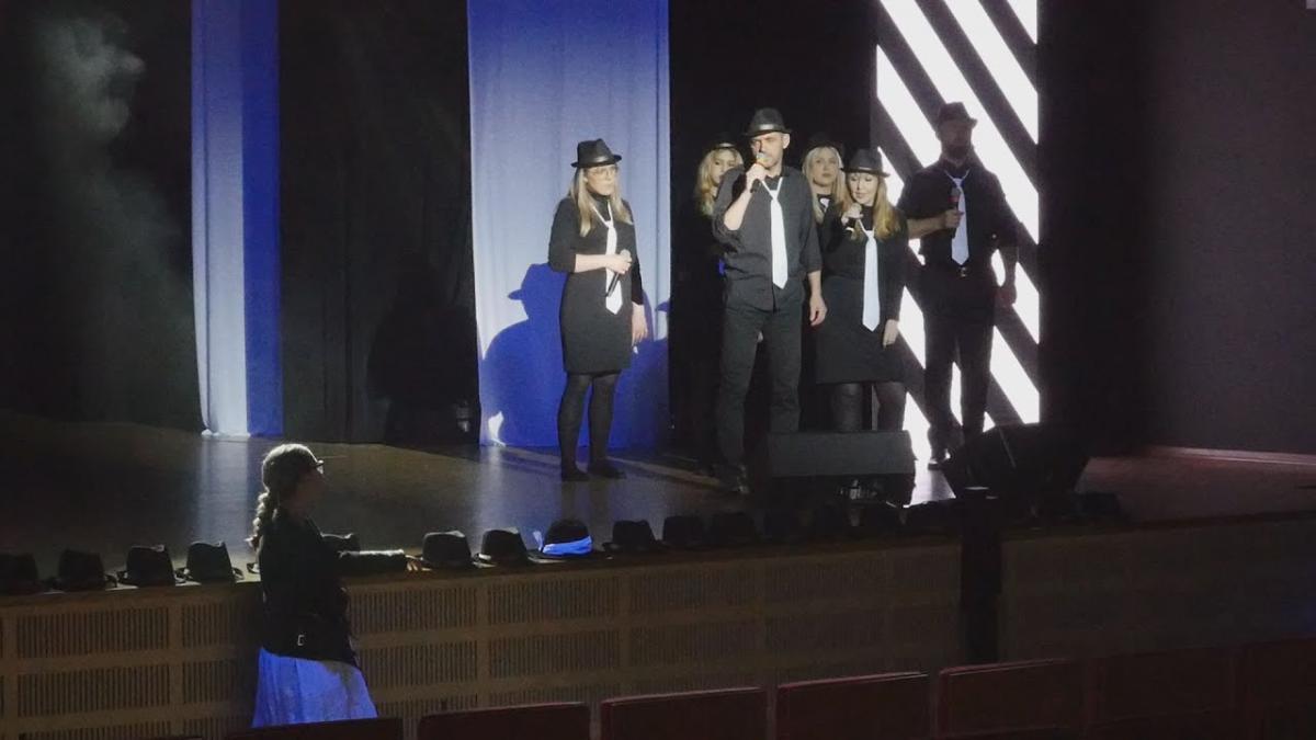 Teatr Oddzielny w spektaklu „Nie czas na umieranie”
