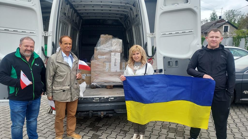 Kolejne dary na Ukrainę zostały przekazane przez jaworznickich przedsiębiorców