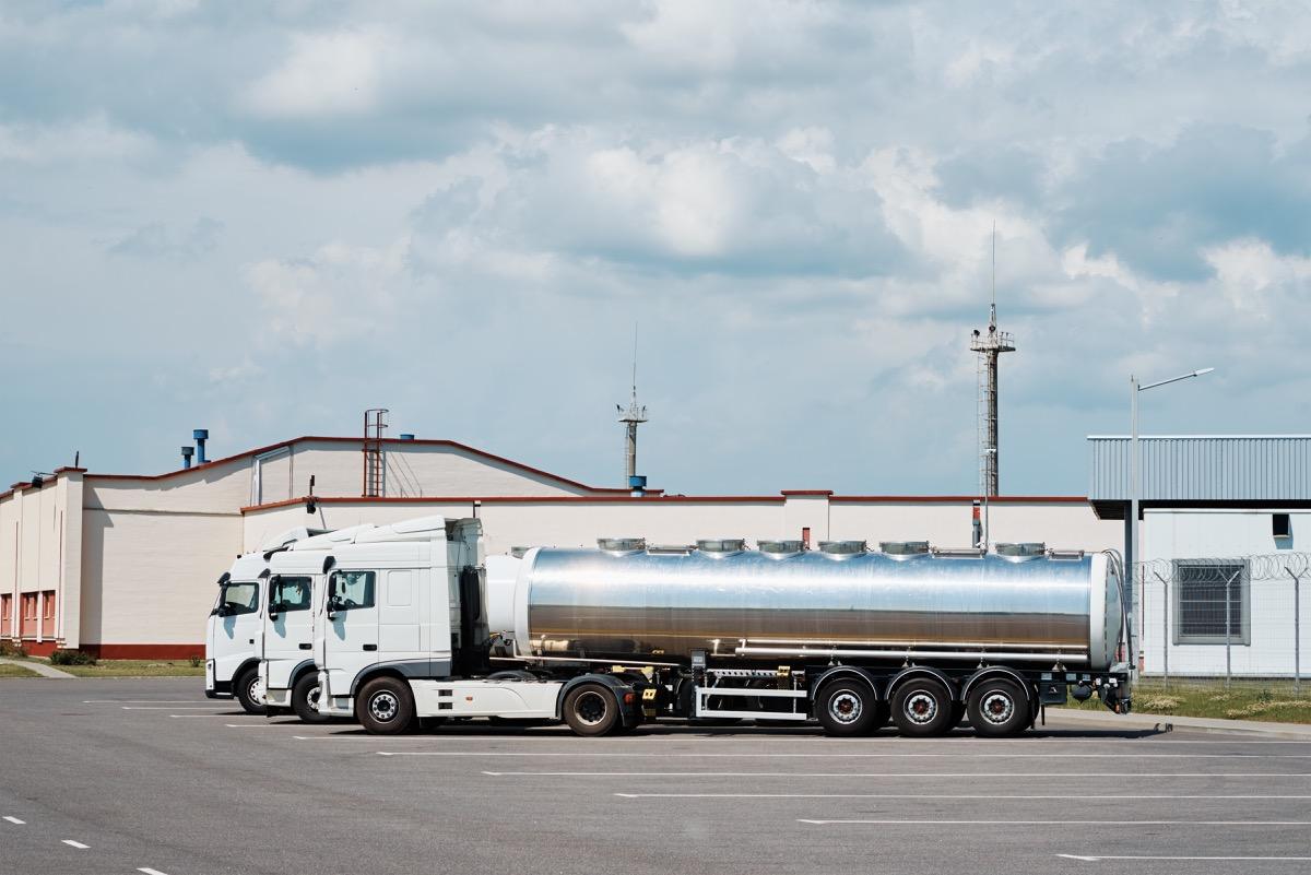 Szkolenia ADR dla kierowców. Transport materiałów - kurs ADR