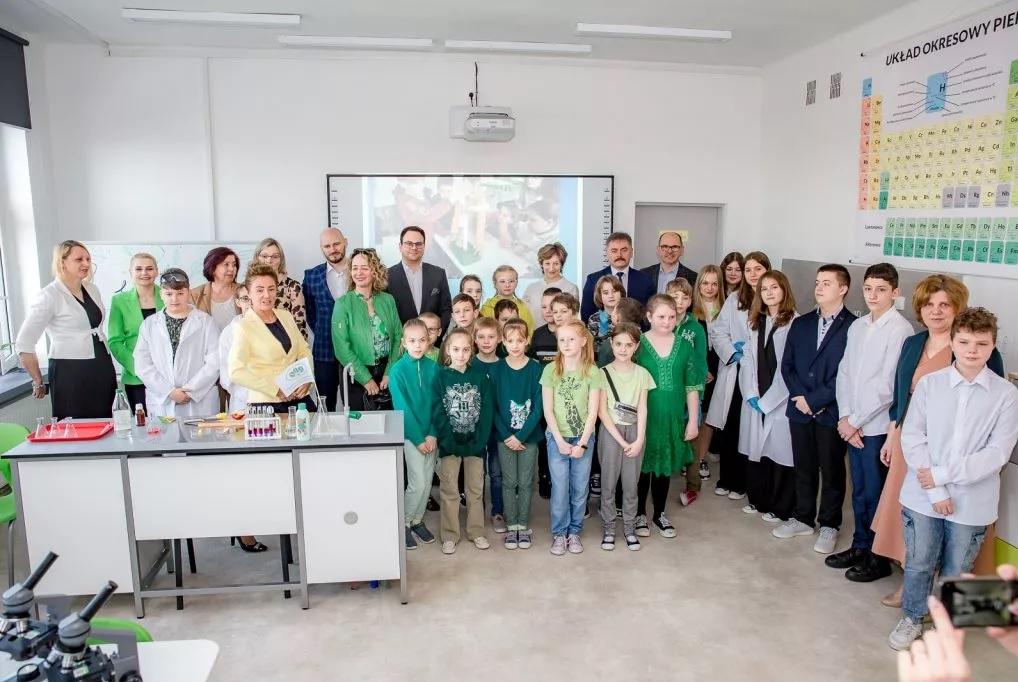 Kolejna jaworznicka szkoła z zieloną pracownią